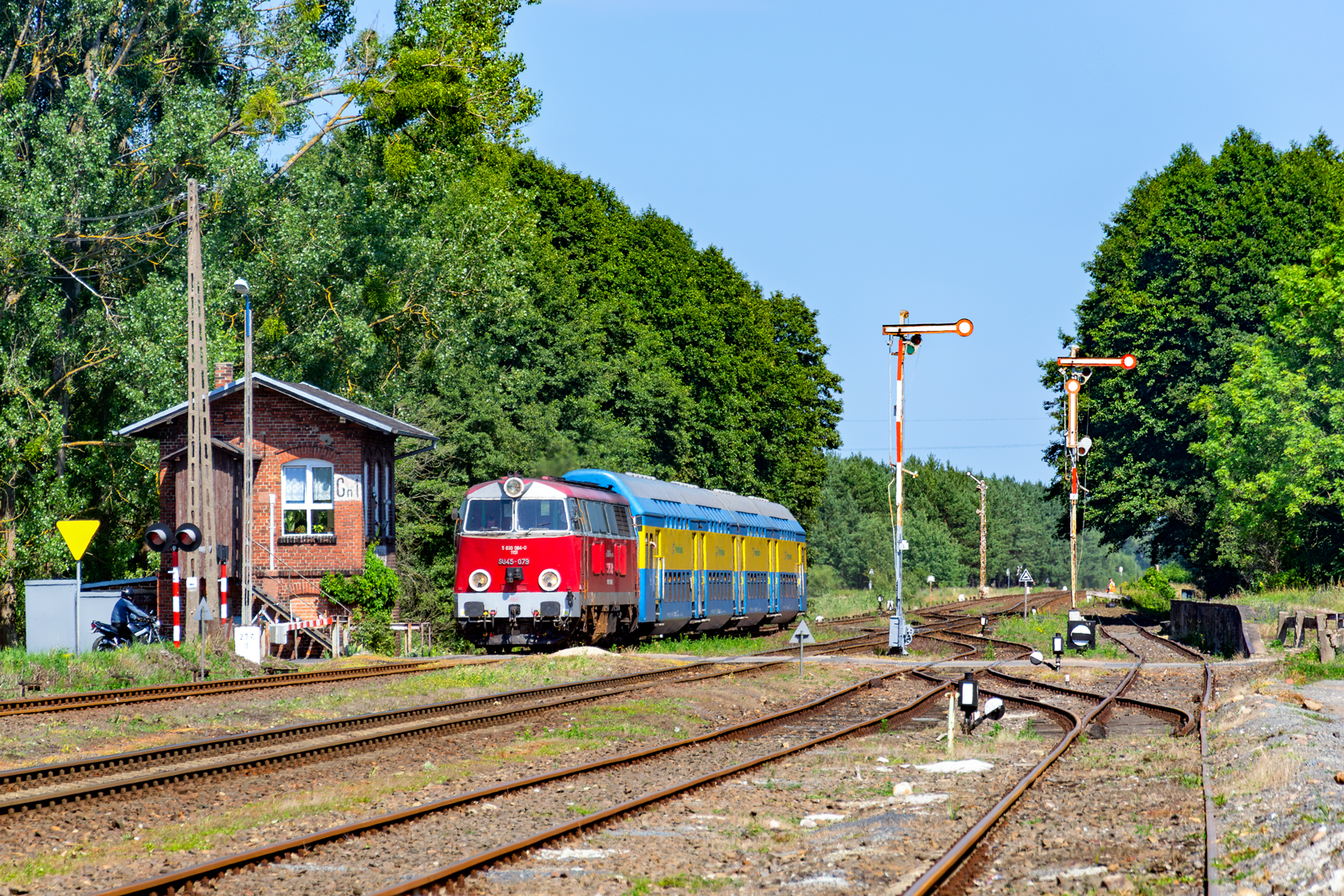SU45-079