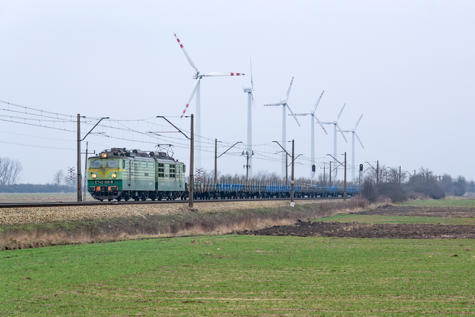 ET42-001