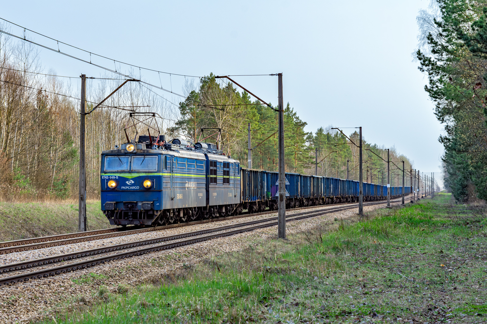 ET42-049