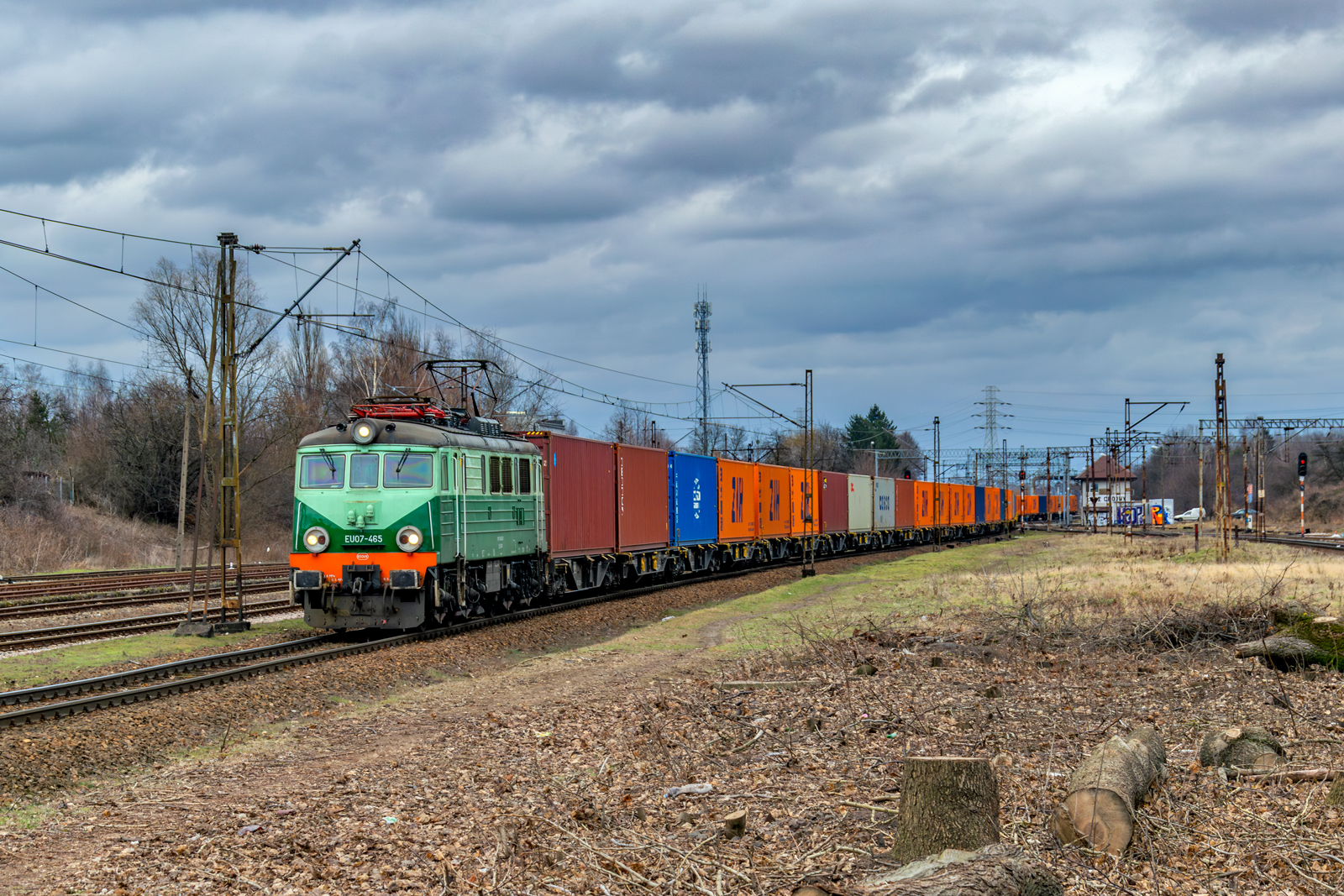 EU07-465